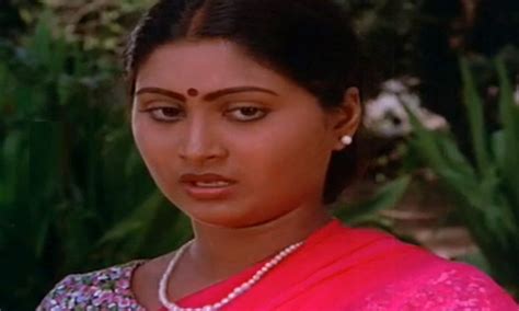 Actress Rajyalakshmi : మరణం అంచుల వరకు వెళ్లి వచ్చిన నటి రాజ్యలక్ష్మి. కారణం ఎంటి - Actress ...