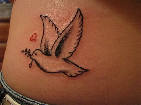 46 Impressive and Peaceful Dove Tattoo Designs