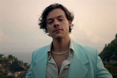 Harry Styles' 'Golden' film clip has saved 2020 - RUSSH