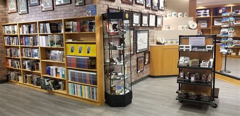 Barnes & Noble Will Take Over College Bookstore | The Gettysburgian.