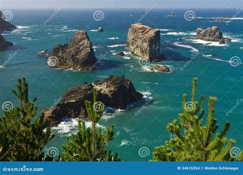 Sea stacks, Oregon coast stock photo. Image of coastline - 34676554