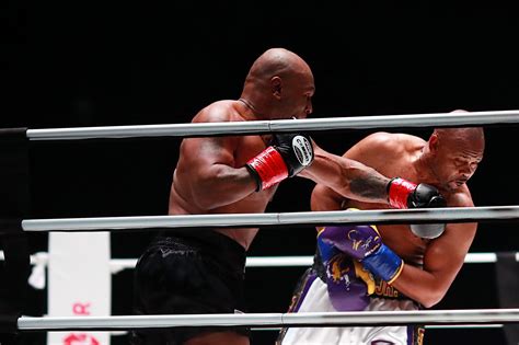 Mike Tyson vs. Roy Jones Jr. full fight video highlights - MMAmania.com