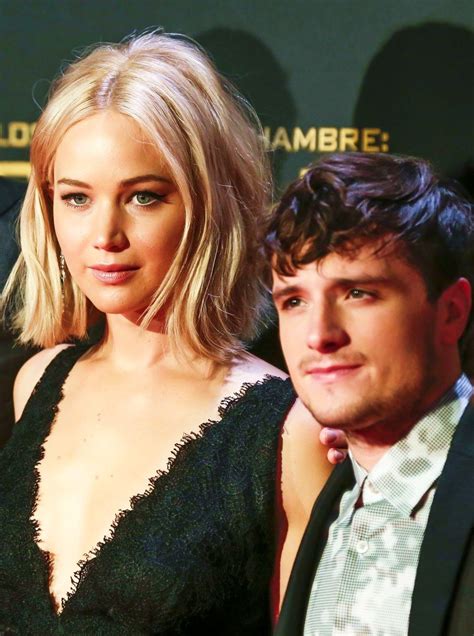 Jennifer Lawrence and Josh Hutcherson at Mockingjay Part 2 premiere in ...