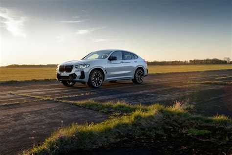 2022 BMW X4 M40i Specs and images | CarsXA