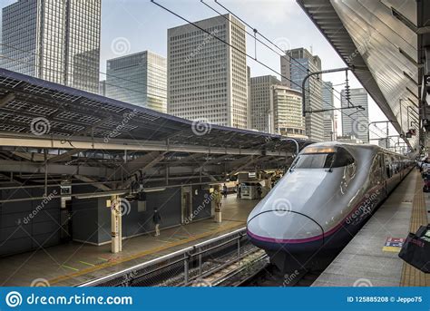 Shinkansen at Tokyo Railway Station, Japan Editorial Stock Photo ...