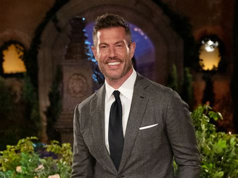 Who is the host of The Bachelor season 28? | The Independent