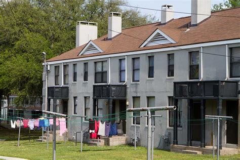 Durbin hopes to spare public housing in Cairo, IL | Voxitatis Blog