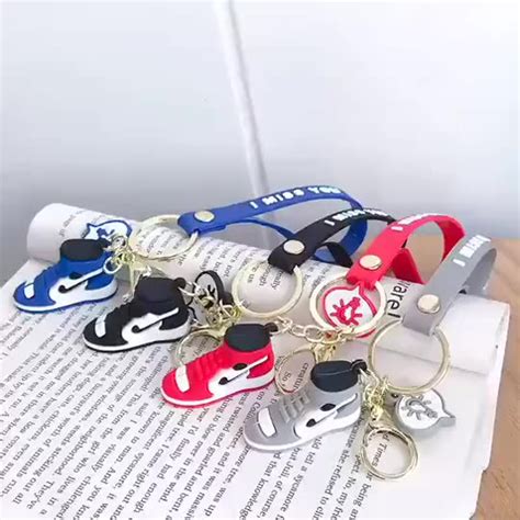 Qualified 3d Mini Nike Shoe Key Chain Plastic Soft Pvc Key Ring Keychain - Buy Plastic Pvc Key ...