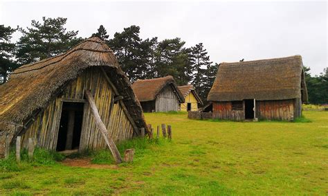 File:West Stow Anglo-Saxon village 2.jpg - Wikipedia, the free encyclopedia