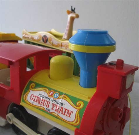 Fisher Price Circus Train set 991 pull toy set