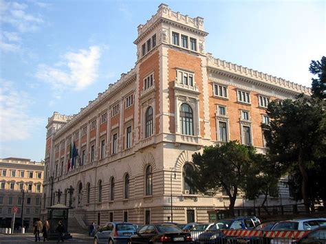 Rear_facade,_Palazzo_Montecitorio | EasyItalianNews.com