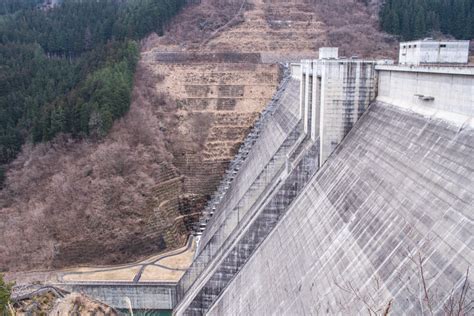 Takizawa Dam and a Long Elevator - RIDGELINEIMAGES.com