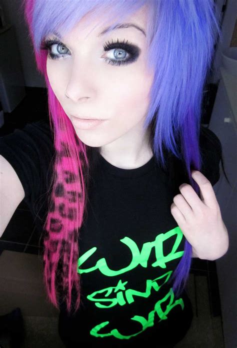 Emo Hairstyles For Girls - Get an Edgy Hairstyle to Stand Out Among the Rest! - Top and Trend ...