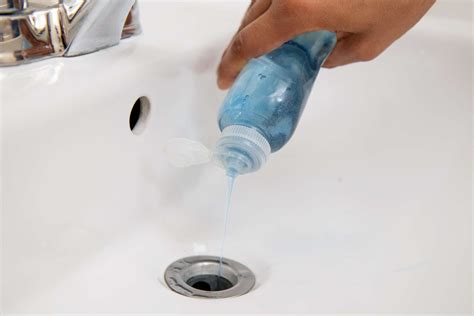 How to Clean a Clogged Drain With Baking Soda