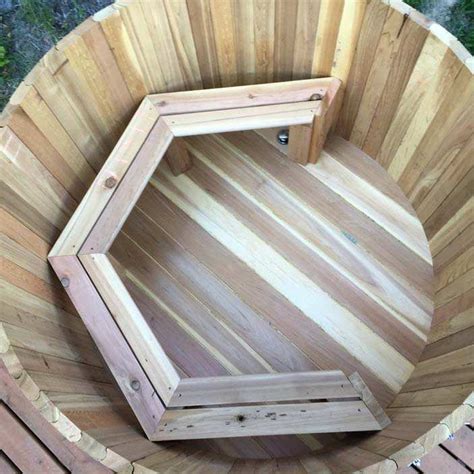 DIY Wood Hot Tub – Suckstobebroke