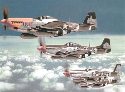 20 Spectacular WWII Color Images Of The P-51 Mustang