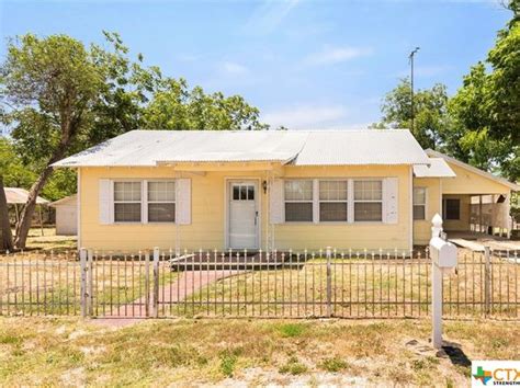 Marion TX Real Estate - Marion TX Homes For Sale | Zillow