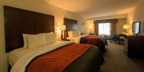 Comfort Inn & Suites Portland International Airport (Portland, OR): What to Know BEFORE You ...