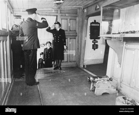 WRNS AT WORK. 1940, ON BOARD THE TRAINING SHIP HMS DEFIANCE, DEVONPORT. - Wren Officers arriving ...