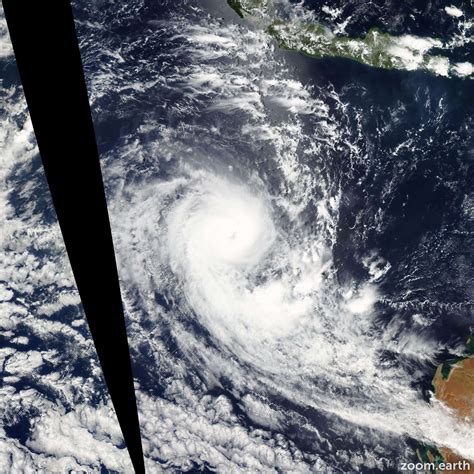 Tropical Cyclone Ilsa 2009 | Zoom Earth
