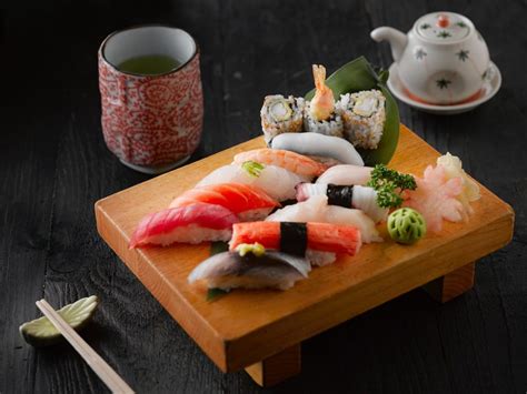 Top 11 Sushi Restaurants - Sushi Places Near Me Right Size Life