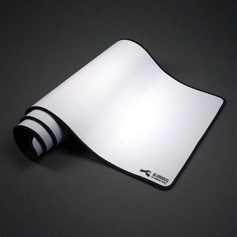 Glorious White XXL Extended Gaming Mouse Mat - 36x18 - Umart.com.au