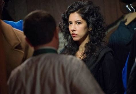 Stephanie Beatriz... Detective Rosa Diaz - Brooklyn 99 | Stephanie beatriz, Talking heads ...