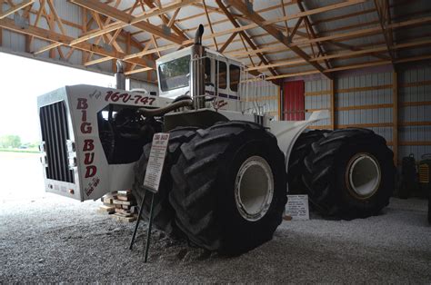 Big Bud 747: world’s largest tractor - Profi