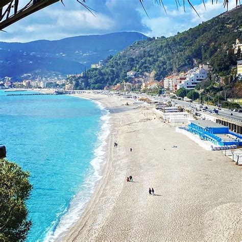 Party Beaches in Savona - BeachAtlas