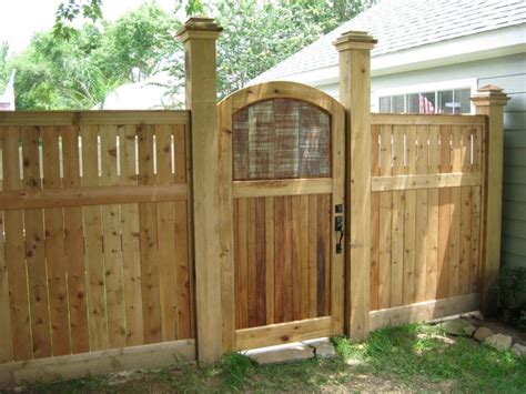 Decorate Your Garden Front Way with Most Beautiful Wooden Gate