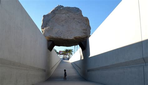 15 Funky Public Art Works in Los Angeles Everyone Should Explore For ...