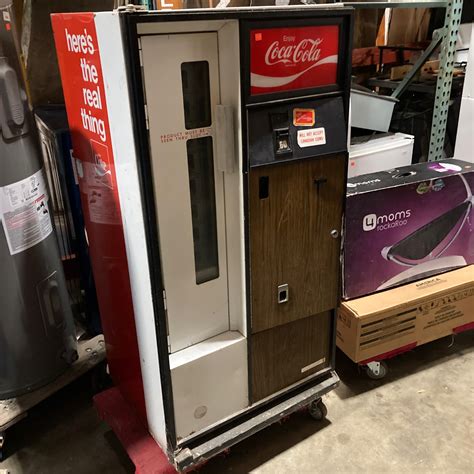 Coca Cola Vending Machine