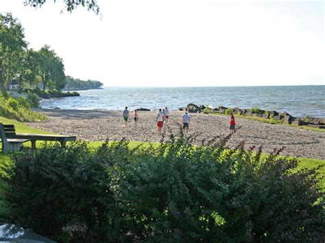 Lake Front Park Beach │ Shores & Islands | Lake, Lakefront, Beach