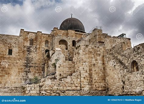 Al-Aqsa Mosque on the Temple Mount Stock Image - Image of islam, religious: 135627613