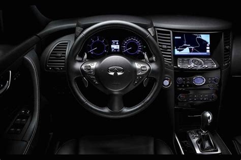 2015 Infiniti QX70 Interior