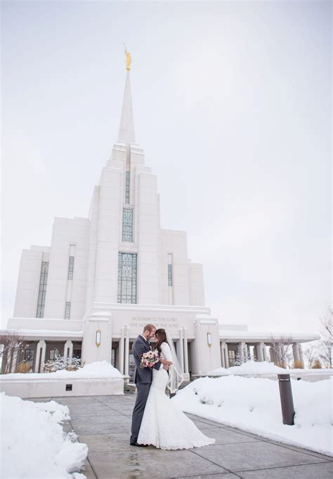 Zach + Taylor • Idaho Winter Wedding - Michelle & Logan Photo + Films