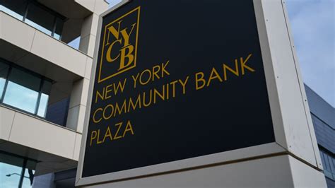 New York Community Bank shares slide in fallout from regional bank crisis | Fox Business