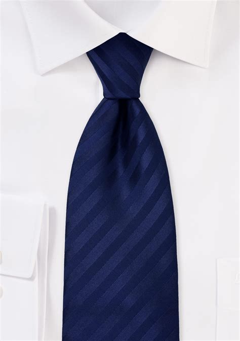 Solid color mens XL tie in dark navy blue | Cheap-Neckties.com