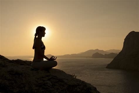 Undeniable Reasons People Should Start Meditating in Nature