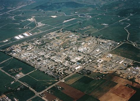 Lawrence Livermore National Laboratory Photograph by Us Department Of Energy / Science Photo ...