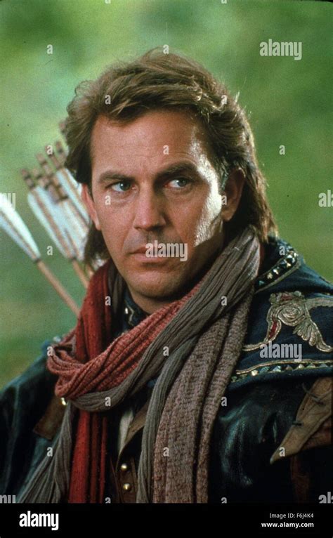 Kevin costner robin hood hi-res stock photography and images - Alamy