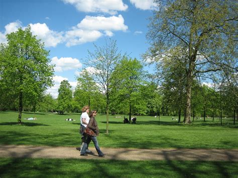 Walking as a form of Exercise - Train Body and Mind