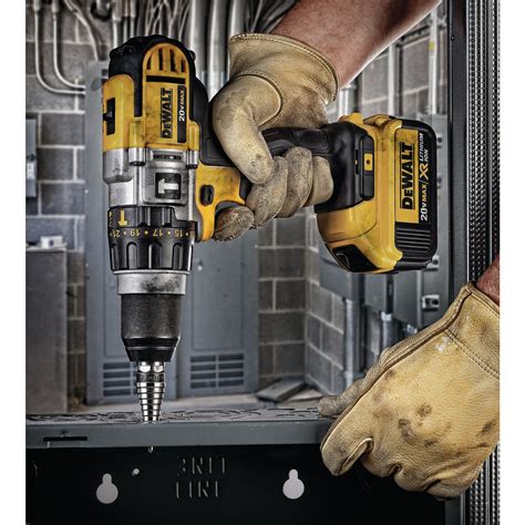 20V MAX* Lithium Ion Premium 3-Speed Hammerdrill Kit (4.0 Ah ...