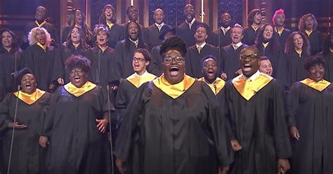Houston Gospel Choir Sings 'Lean On Me' - Inspirational Videos
