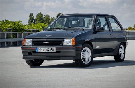 Dans le rétro : essai Opel Corsa GSi 1990 – Masculin.com