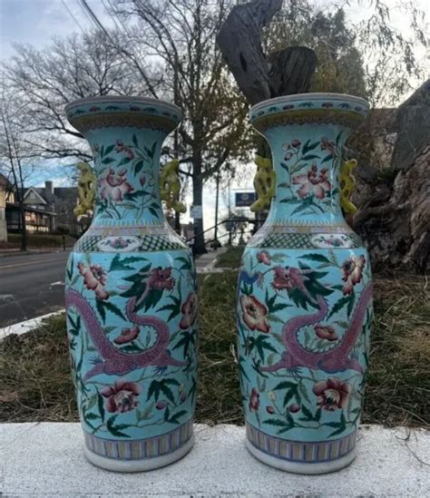 AMAZING MATCHING PAIR of Chinese Antique Porcelain Vases with Dragons ...