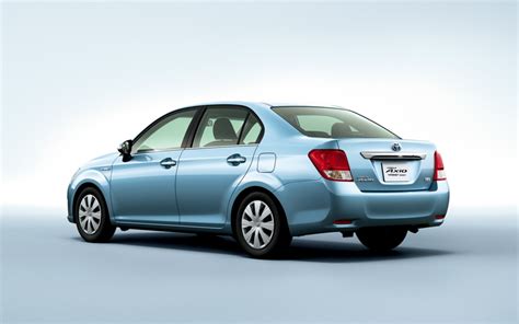 New Toyota Corolla Axio and Fielder Hybrid for Japan Paul Tan - Image 191714