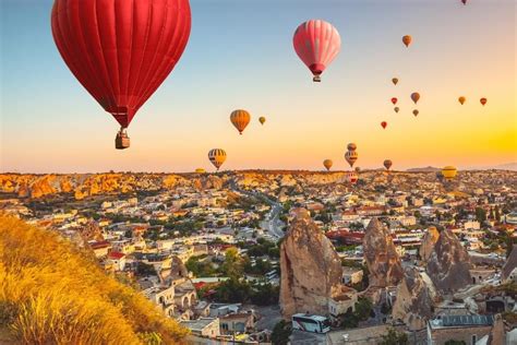 The Ultimate Guide to Cappadocia Hot Air Balloon Rides