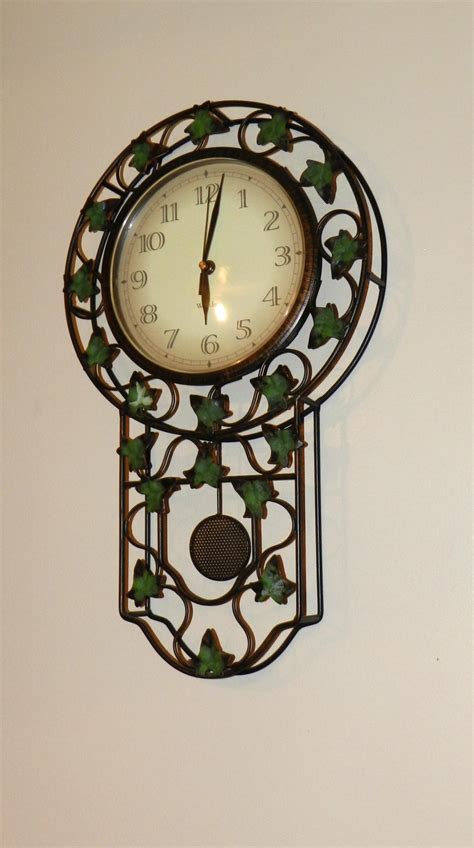 Wall Clock Free Stock Photo - Public Domain Pictures