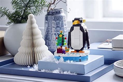 10 LEGO Christmas Sets For Festive Fun